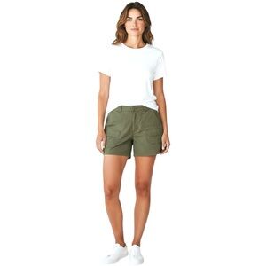 Columbia Women’s Size 8 Army Green Cargo Shorts